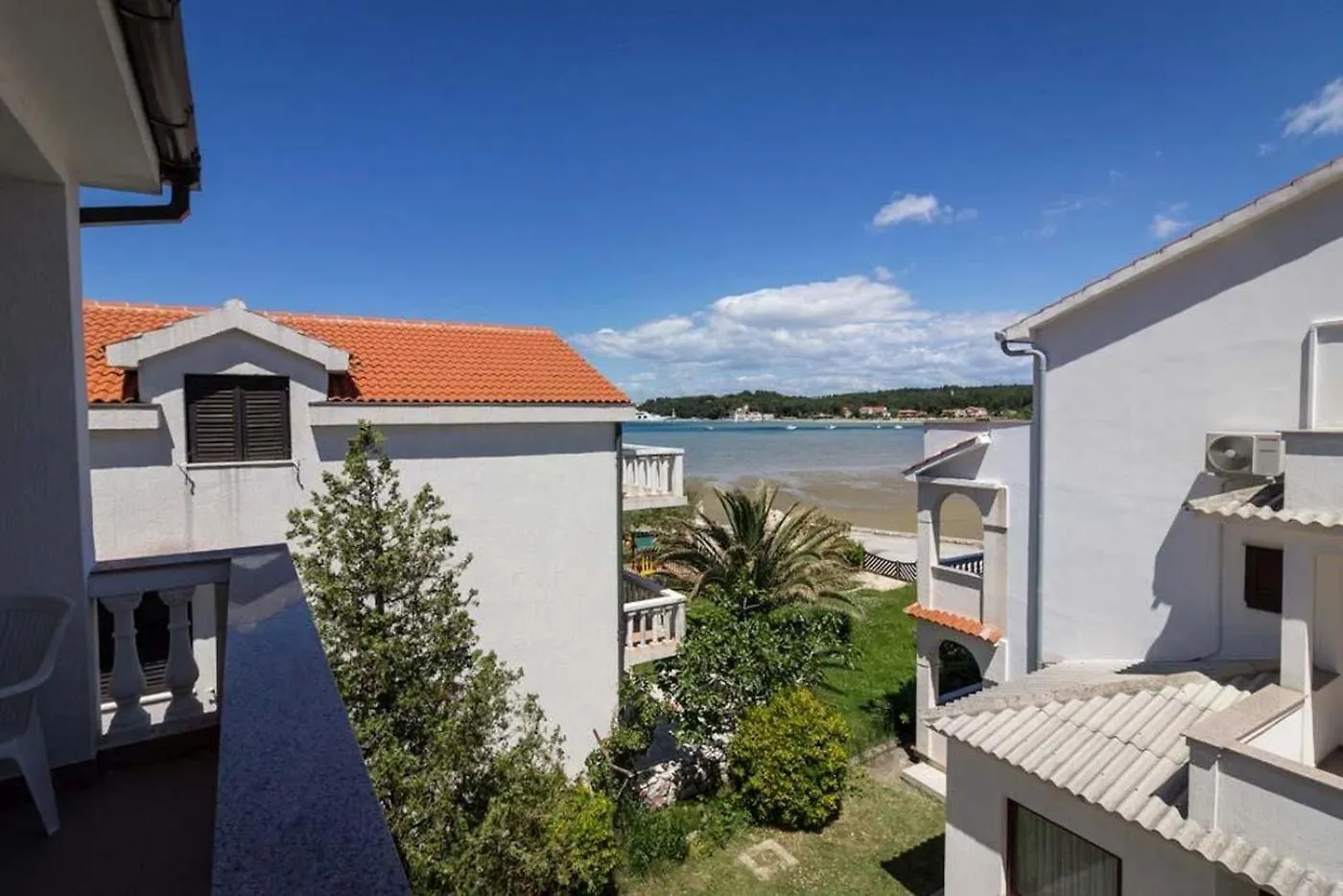 Beachfront Apartments Lopar